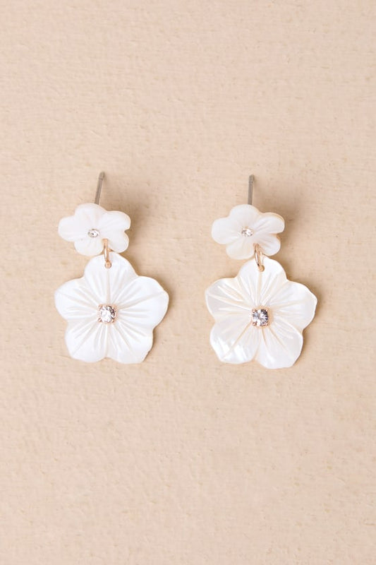 Flourishing Glow White Acetate Flower Earrings