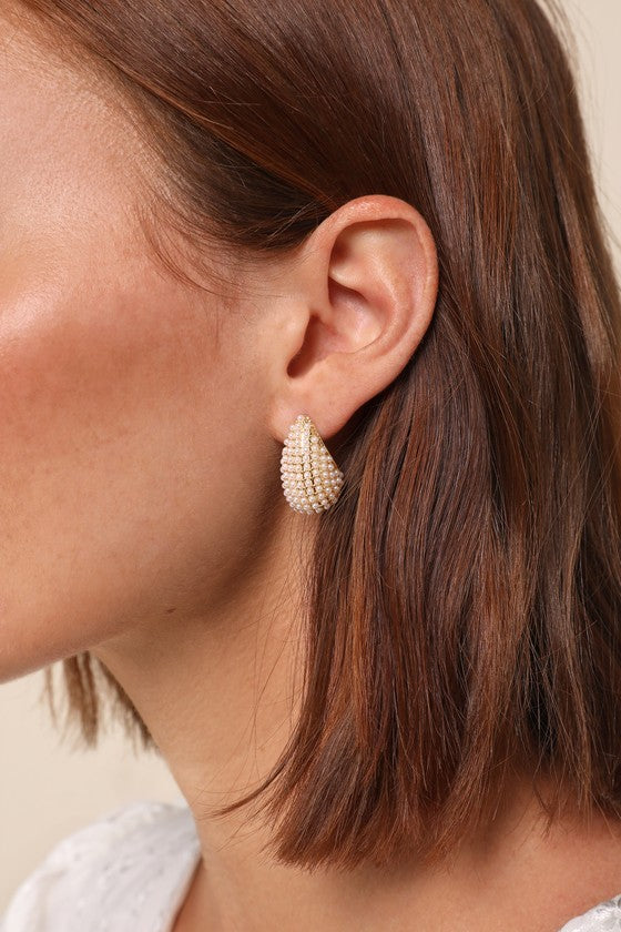 Decadent Design Gold Pearl Hoop Earring Set