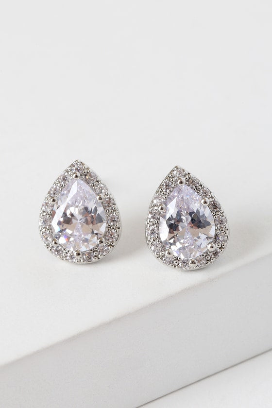 Grateful for the Gleam Silver Rhinestone Earrings